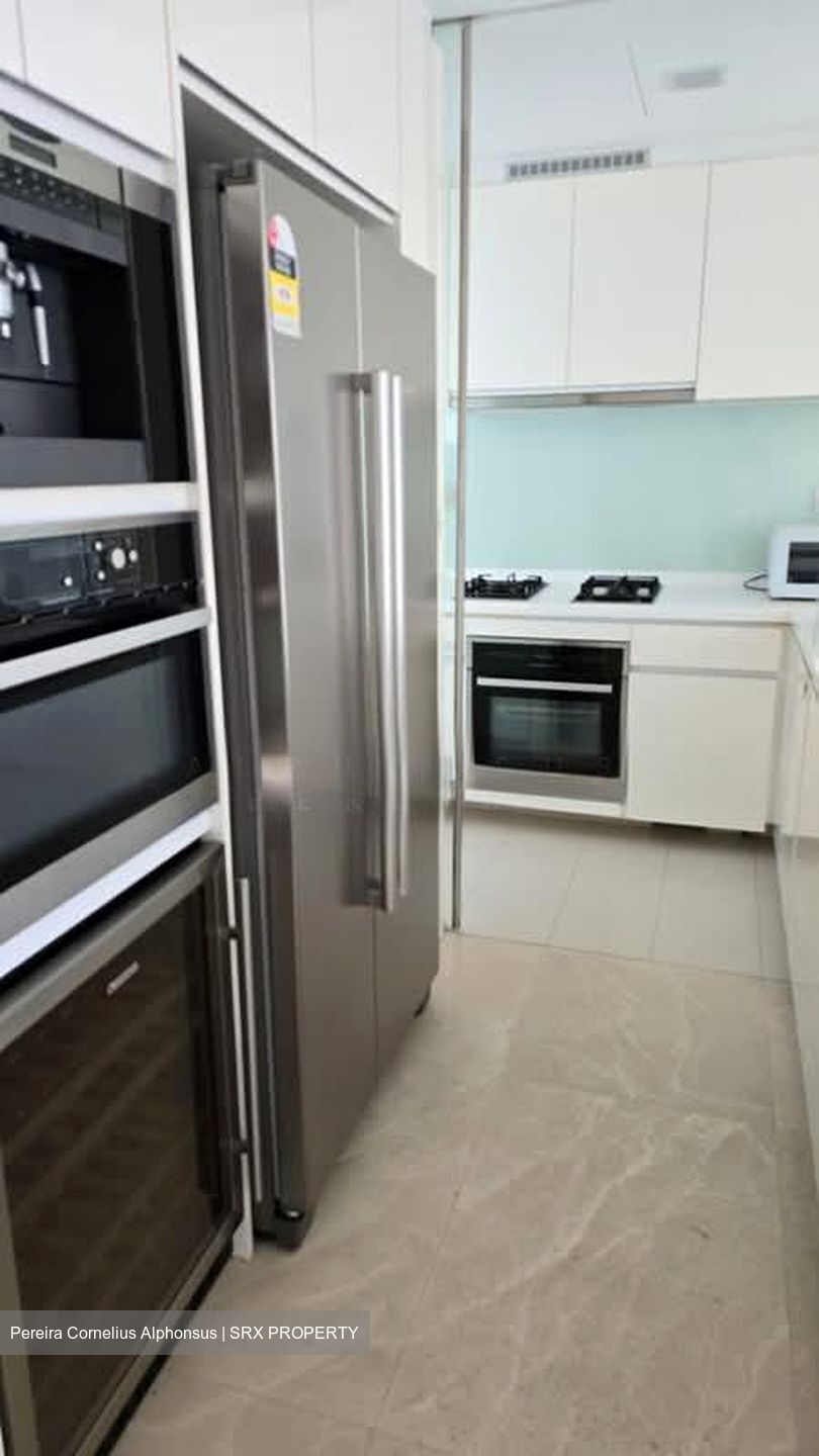 Vista Residences (D12), Condominium #581436491